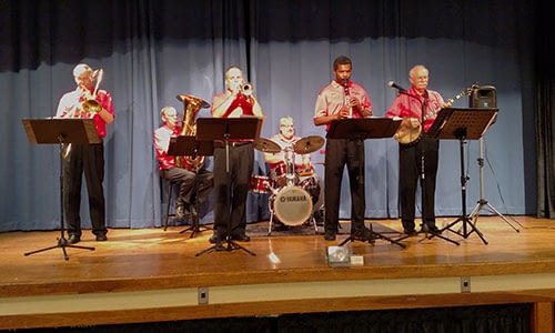 Lower London Street Dixieland Band Performing